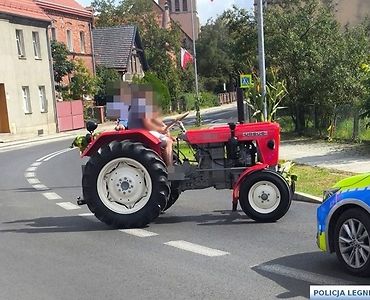 kmp legnica, traktorzysta, dożynki, dzieci