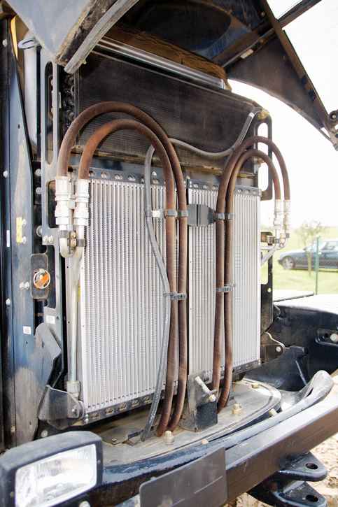 filtr powietrza w motorze Cursor 13