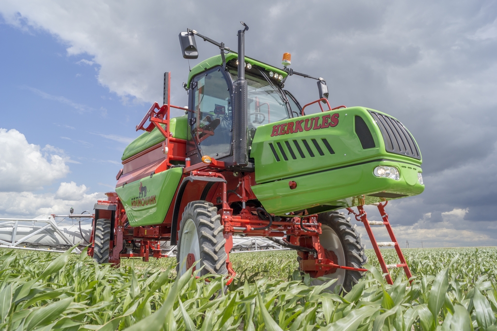 Rozsiewacze dwutarczowe Krukowiak Atis, Tomasz Żywiczka, RPT, Rolniczy Przegląd Techniczny