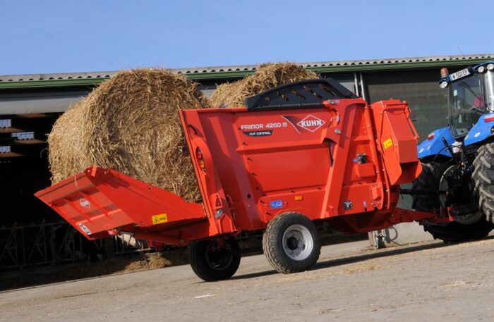 Kosiarki Kuhn z taśmami, kuhn, POM Augustów, Burchaty, Krzysztof  Nieroda