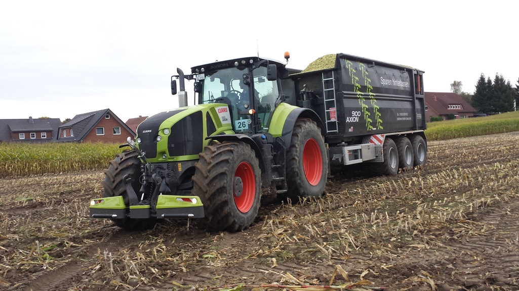 Claas Axion