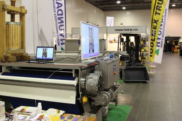 Miejsce przeprowadzenia eliminacji okręgowych XLII edycji, OWiUR, olimpiada, eliminacje okręgowe