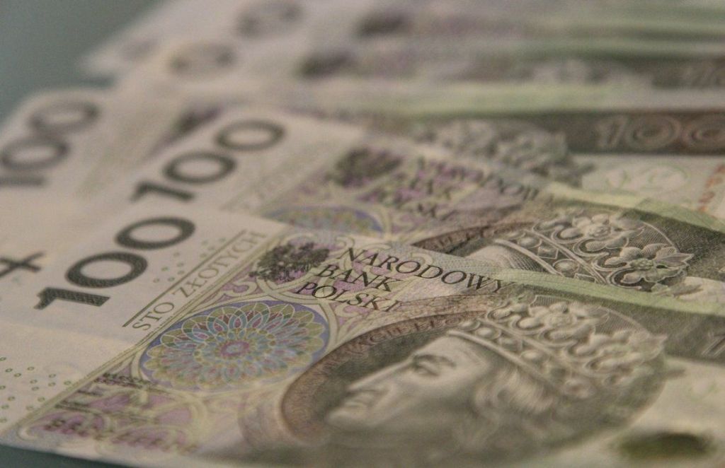 Deficyt budżetu po marcu wyniósł 16 mld 703,5 mln zł.