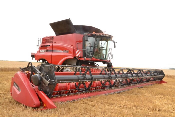 Kombajn zbożowy Case IH Axial-Flow serii 240