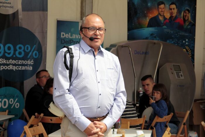 DeLaval, robot udojowy, bydło, pasza