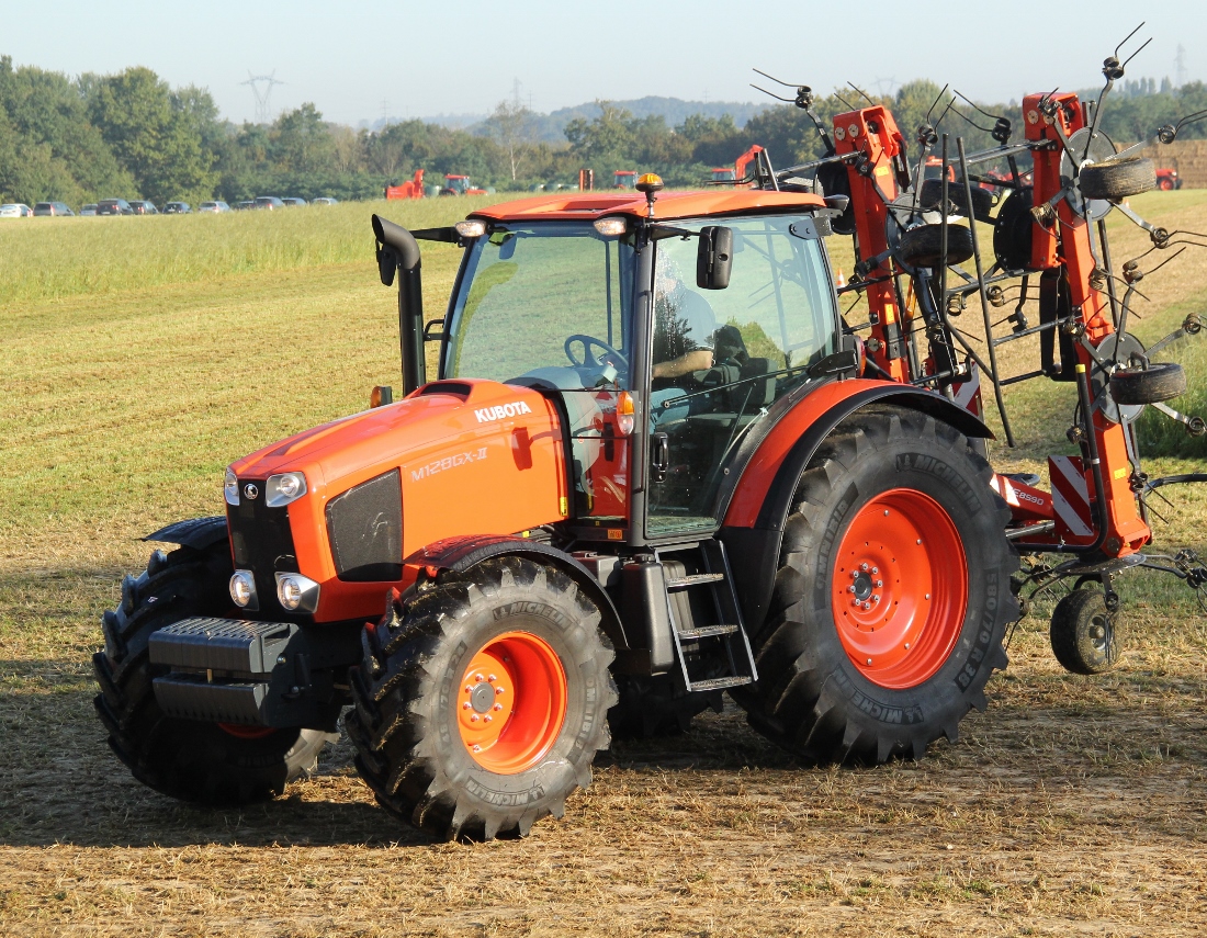 Ciągnik Kubota M128GX-II