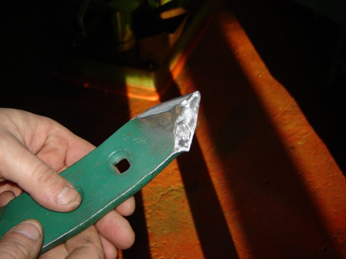 Pokrywanie powierzchni roboczych stopem twardym