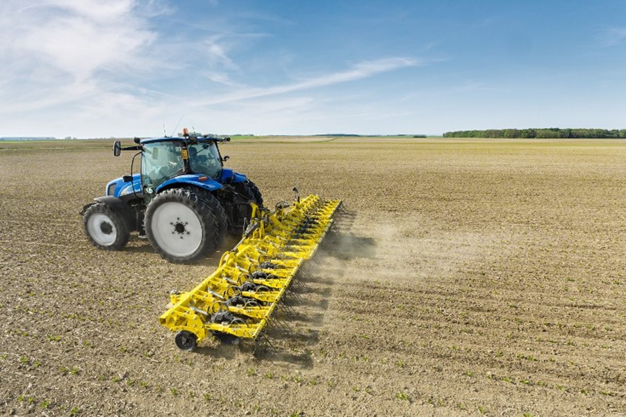 Pielnik rzędowy Bednar Row-Master RN