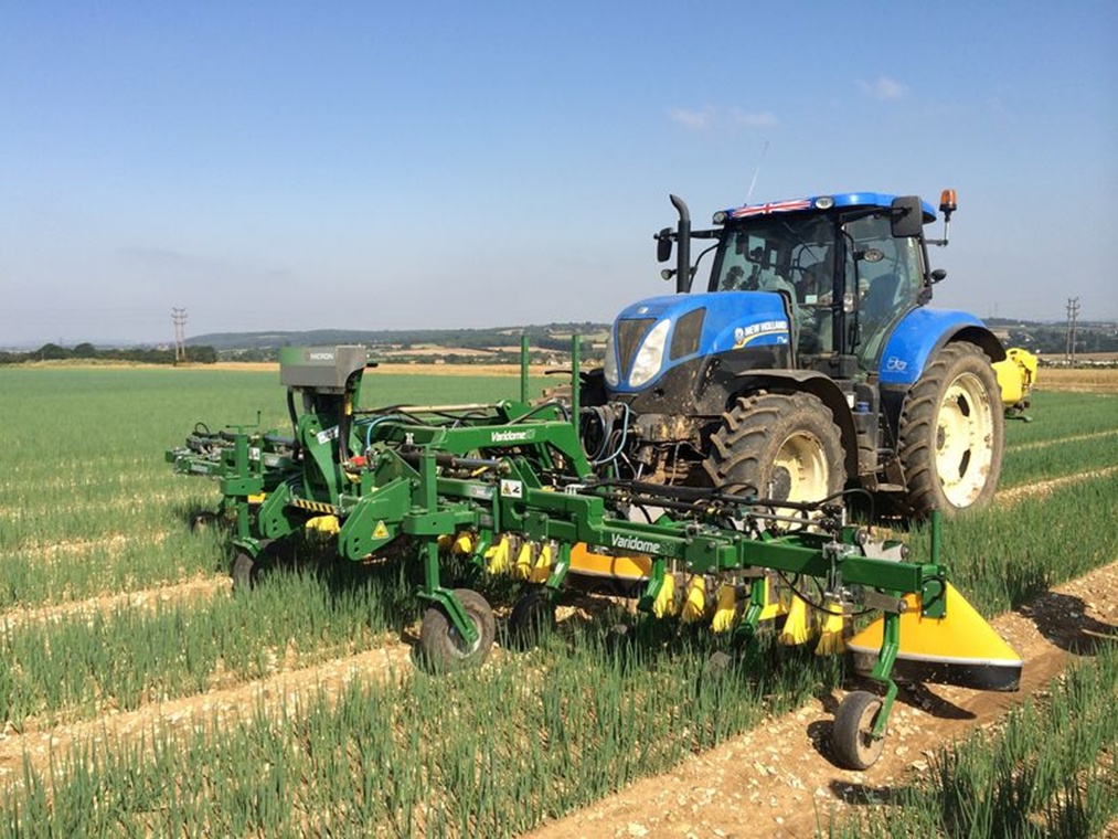 Oprskiwacz rzędowy do warzyw Varidome