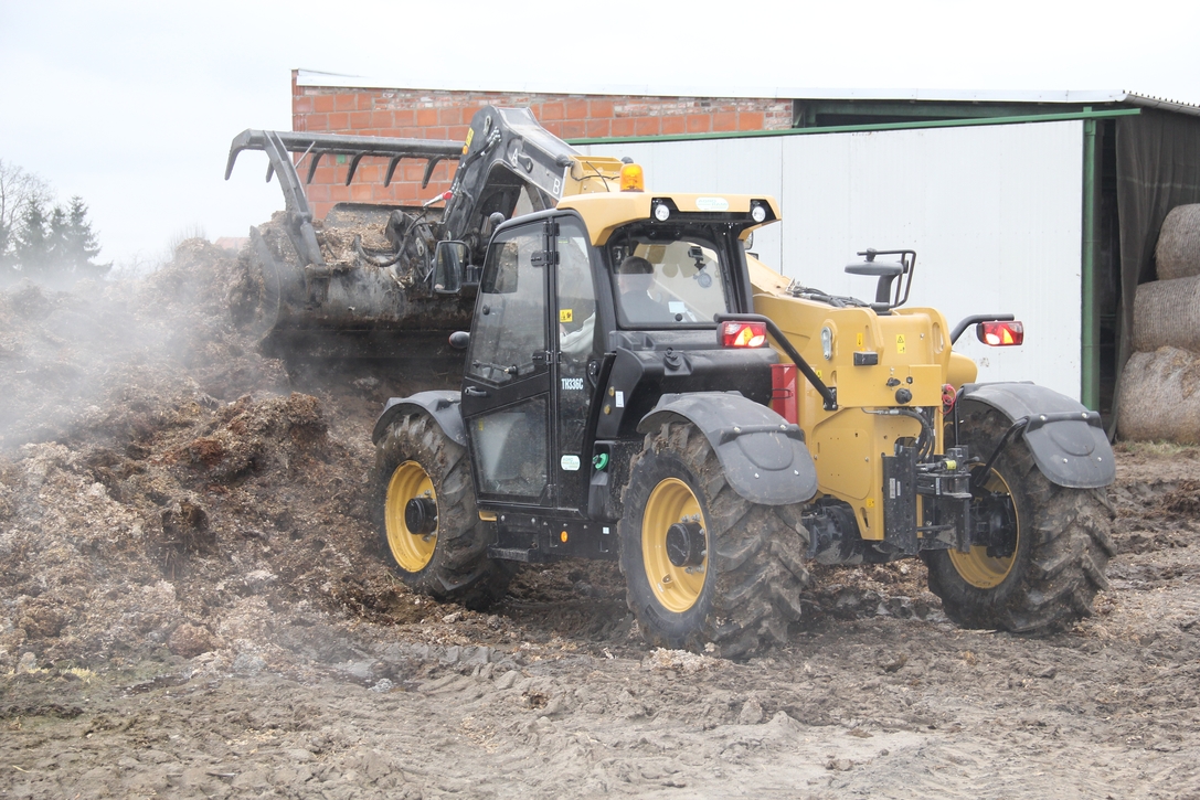Ładowarka teleskopowa Cat 336C