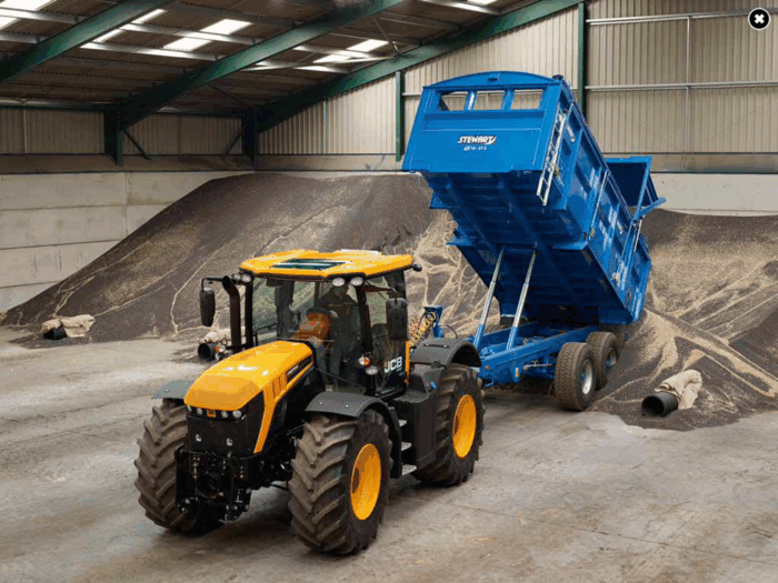 Ciągnik JCB Fastrac 4000