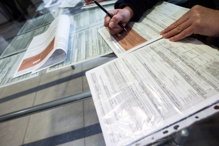 Podatnik, który nie złożył deklaracji w terminie musi liczyć się z groźbą ukarania mandatem