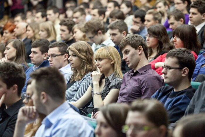 urzędach i jednostkach administracji publiczne
