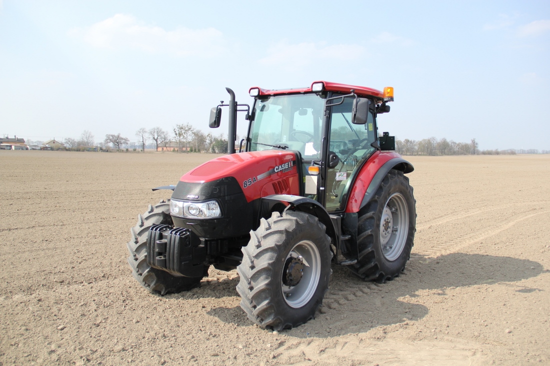 Case IH Farmall 85A