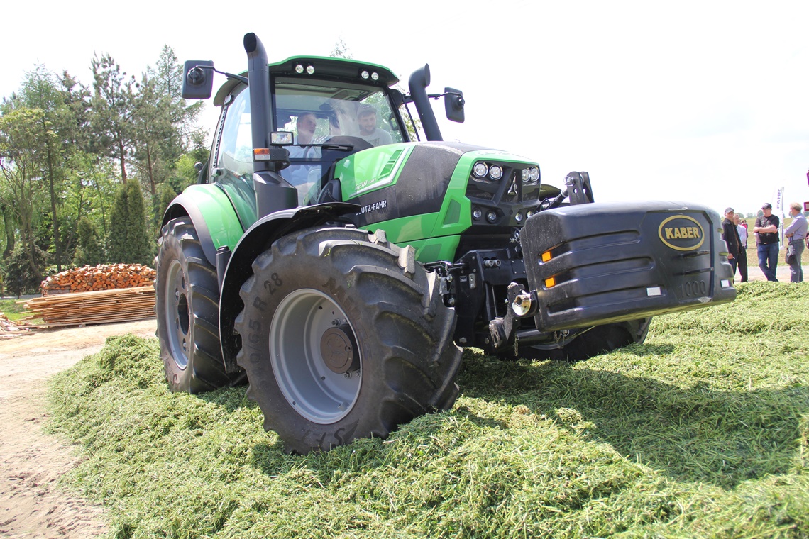 Ciiągnik Deutz-Fahr 6210 CShift