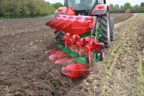 Pług obracalny Ibis