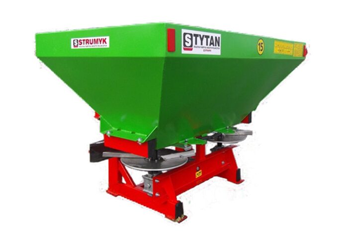Rozsiewacz Tytan firmy Strumyk