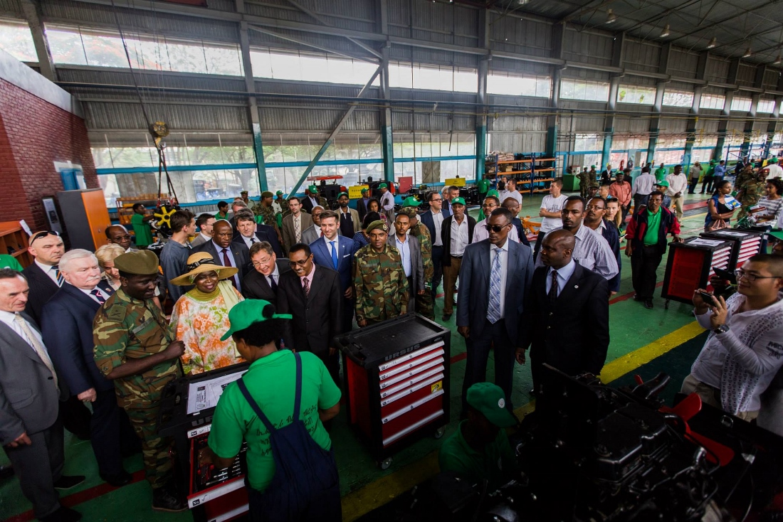 Ursus - montownia w Etiopii