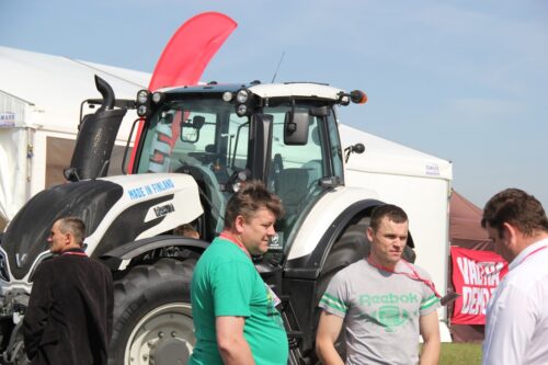 Nowa Valtra T4