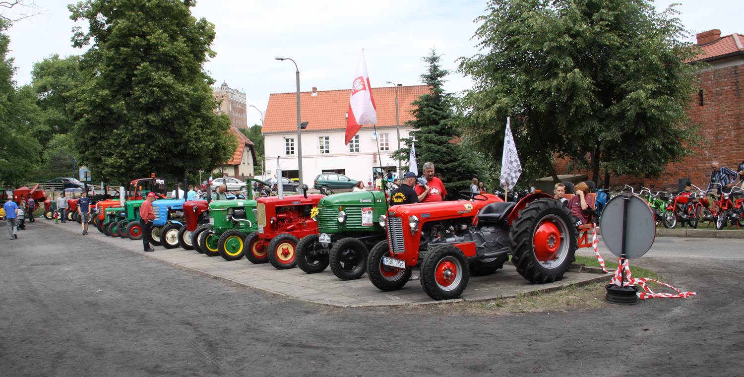 VII Zlot i Wystawa Starych Ciągników i maszyn Rolniczych Województwa Kujawsko-Pomorskiego