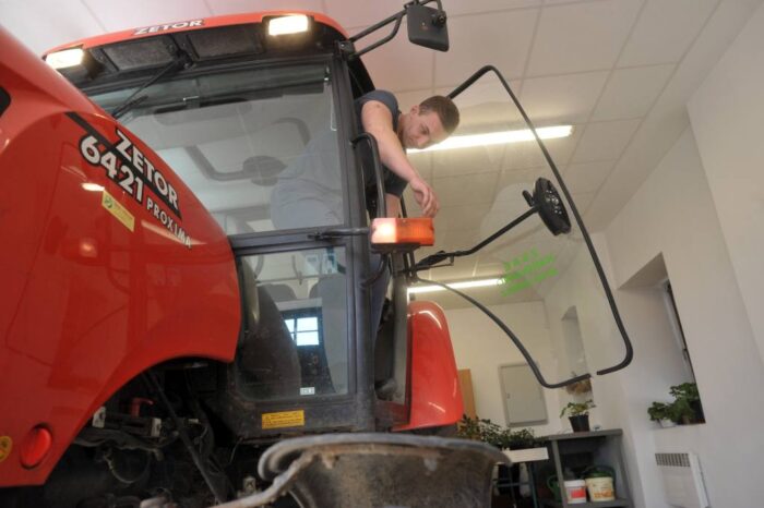 badania techniczne, badanie techniczne ciągnika, traktor, ciągnik, rolnictwo, prawo