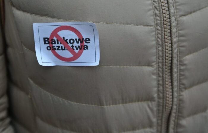 konsument, sprzedawca usług finansowych. rynek finansowy