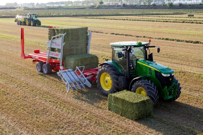 Maszyna do zwozu bel Arcusin