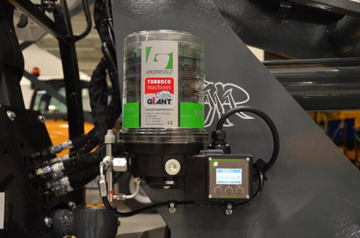 Układ automatycznego smarowania ładowarek Giant