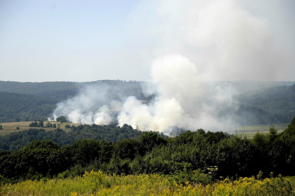 pożar gospodarstwa, świętokrzyskie, Kolonia Grzybów, straż pożarna, gowin, pomorze