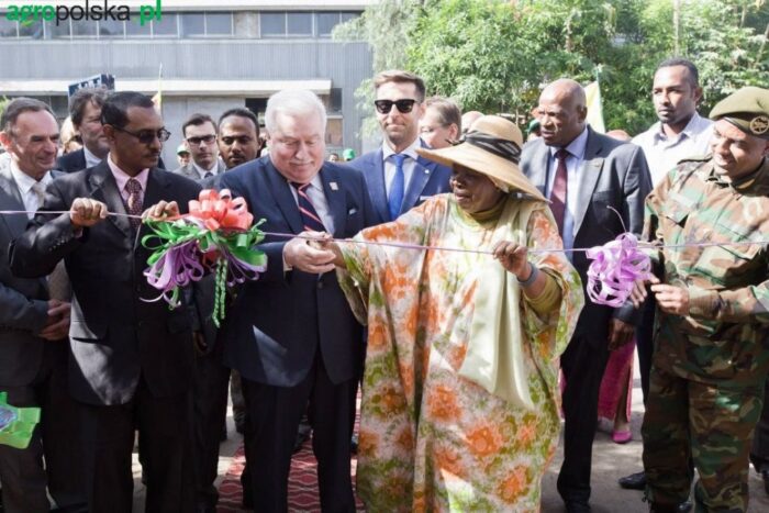 ursus, montownia ursusa w etiopii, lech wałęsa