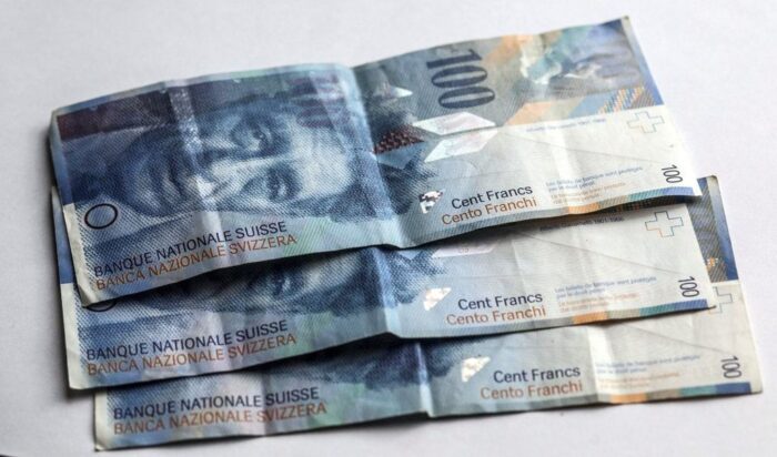 kredyty, młodzi Polacy, Biuro Informacji Kredytowej