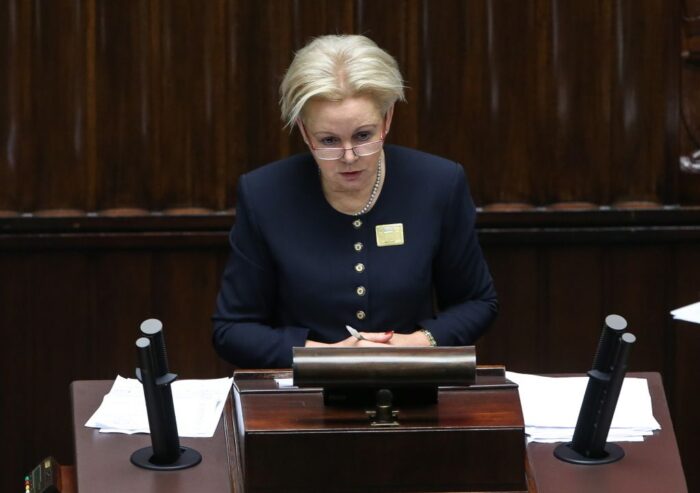 ustawa o frankowiczach, sejmowa komisja finansów, Krystyna Skowrońska