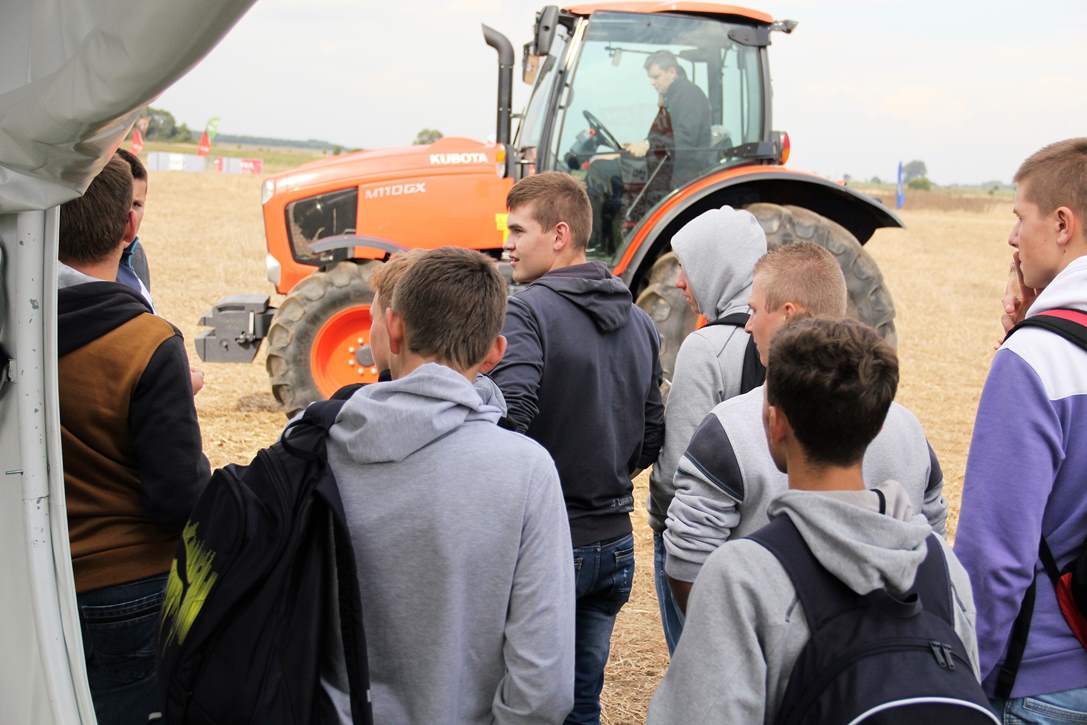 Agro Show jazdy testowe Ciągnik Roku