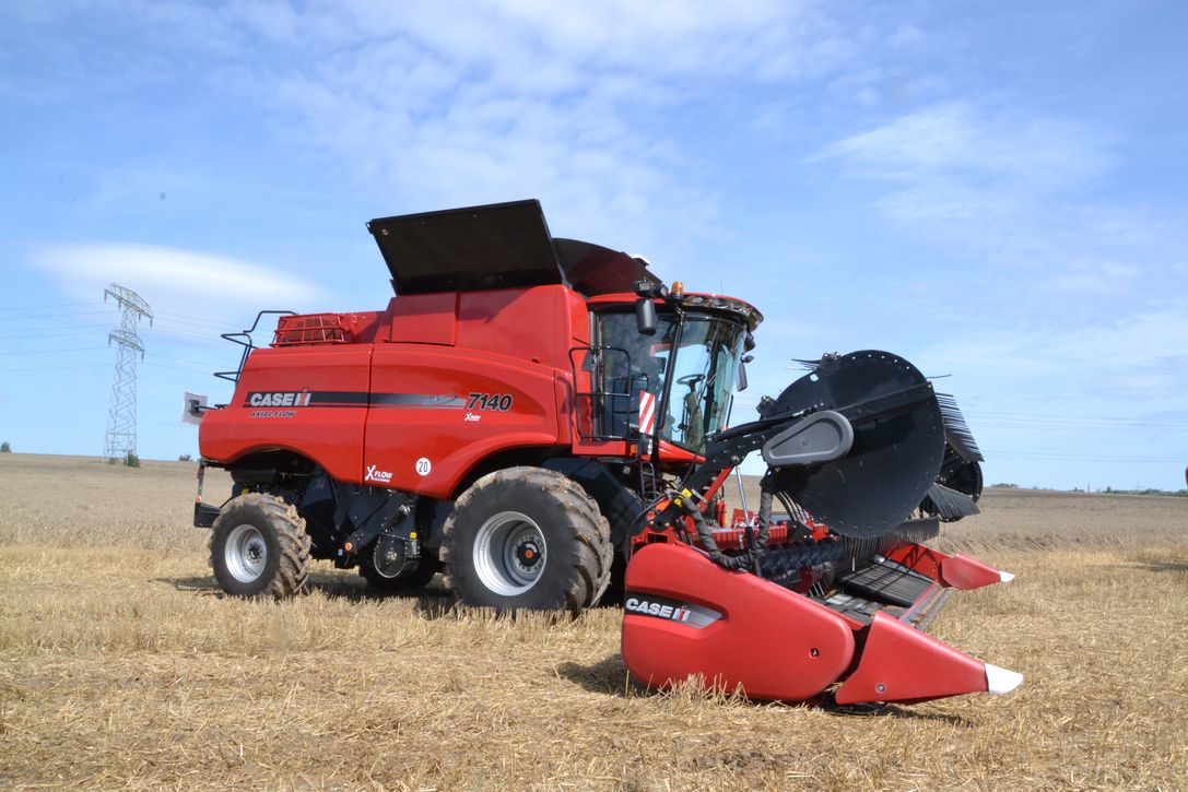 Case IH Axial Flow serii 140
