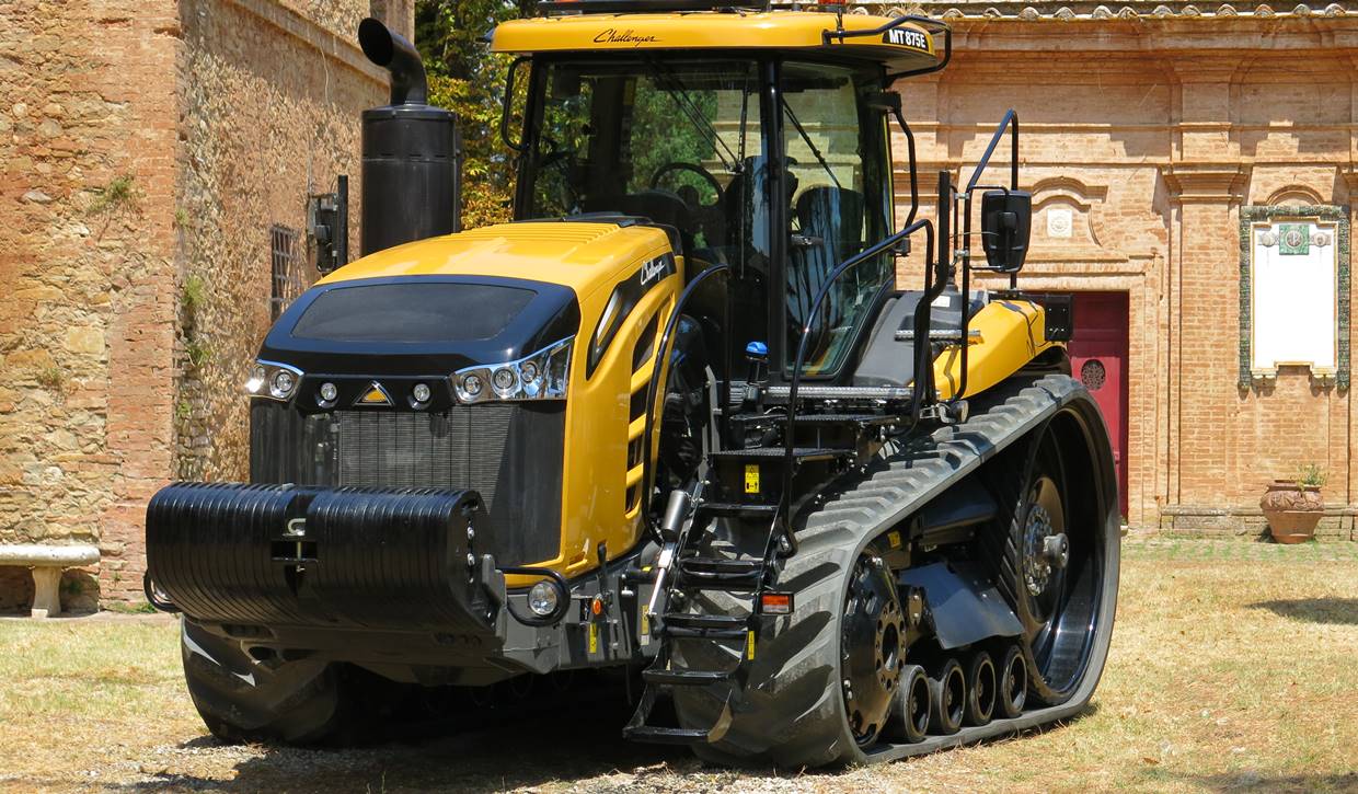 Ciągnik gąsienicowy Challenger MT 875 E