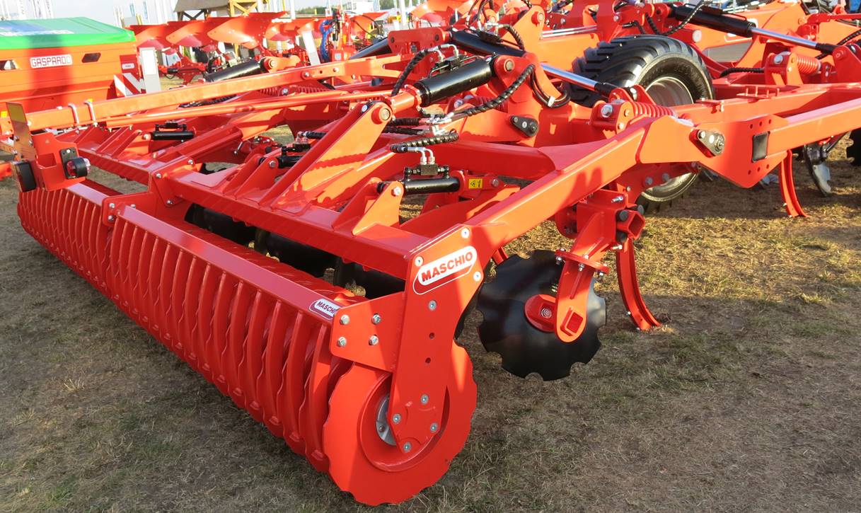 Agregat uniwersalny Maschio Gaspardo Dracula 400 - wał stalowy Ring Roller