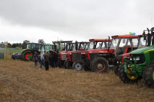 Wyścigi ciągników Mieczewo w woj. Wielkopolskim