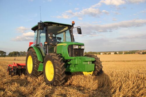 John Deere 5075 E - test RPT