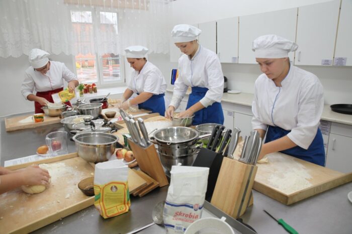 XL edycja OWiUR, olimpiada, eliminacje szkole, podsumowanie, szkoły, uczniowie