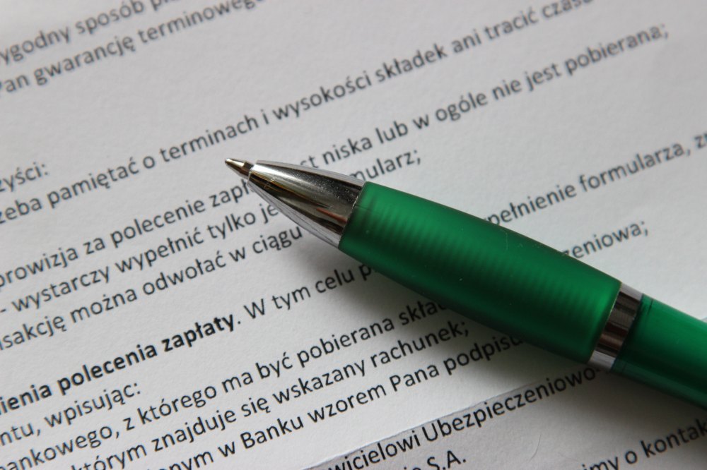 KRUS, przestępstwo, urzędnicy, policja, oszuści, rolnicy, wieś, oszustwo