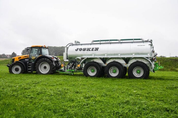 Wóz zasenizacyjny Joskin Volumetra