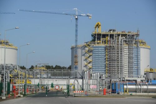 Terminal LNG w Świnoujściu, transport gazu, metanowiec