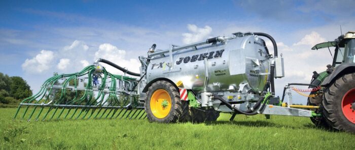 Wóz asenizacyjny Joskin Tetrax2