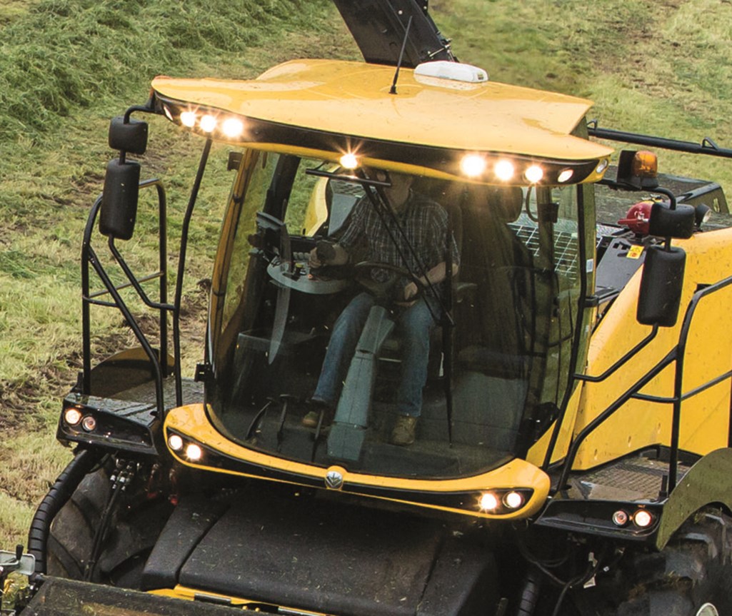 New Holland FR Forage Cruiser