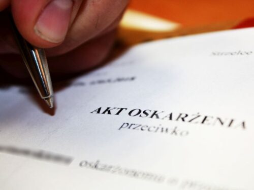 myśliwy, polowanie, wypadek, postrzał, akt oskarżenia