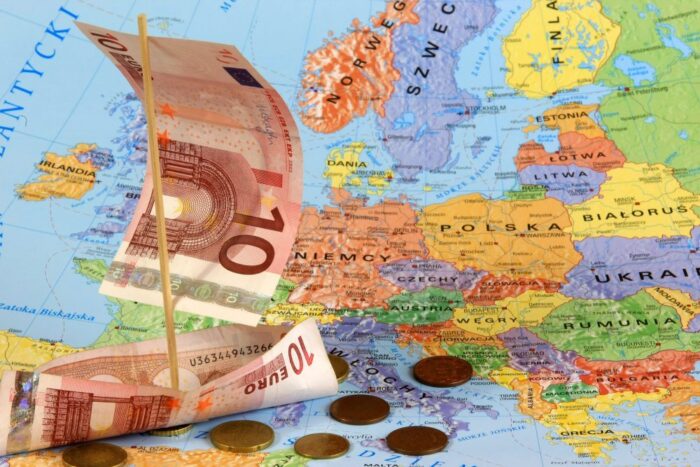 przyjęcie euro w polsce, sondaż tns polska, Zwolennicy wprowadzenia euro