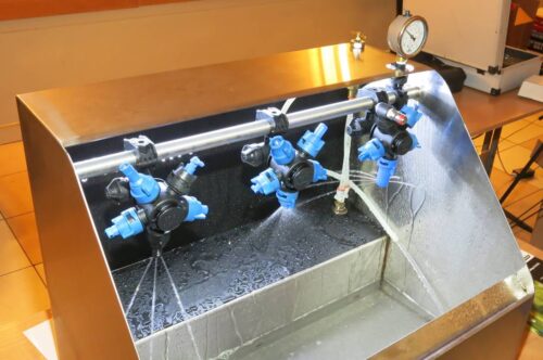 Warsztaty dotyczące sprawności opryskiwaczy w Dobrczu