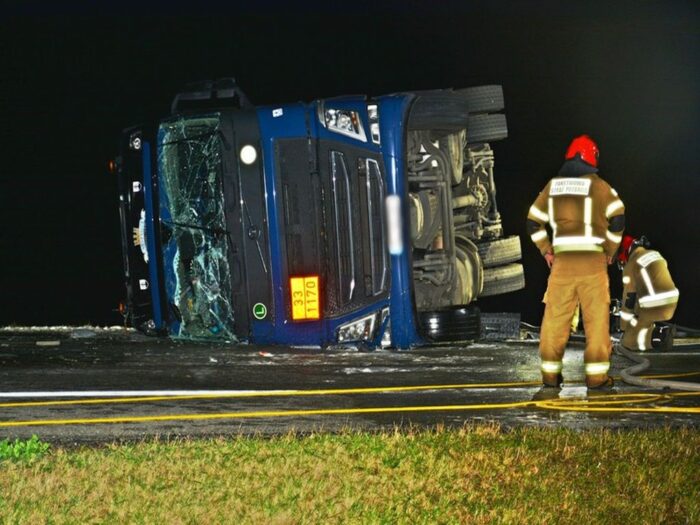 wypadek cysterny z  alkoholem etylowym, Rogi, powiat krośnieński, KMP Krosno