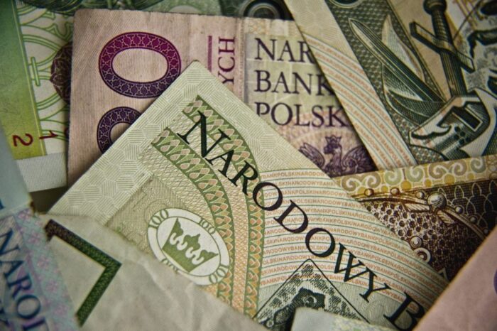 bank, podatek, pieniądze, ZBP , podatek bankowy, rząd, PiS, sektor bankowy