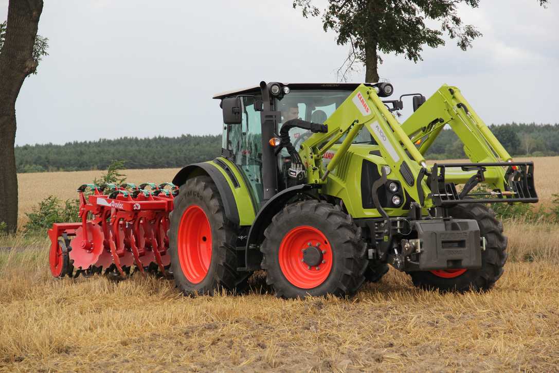 Claas Arion 420 Cis